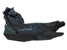 Pedana sinistra con graffi BMW