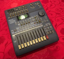 Roland VM-3100 Stazione di