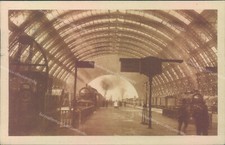r121 cartolina milano citta' la nuova stazione una delle grandi tettoie 1933
