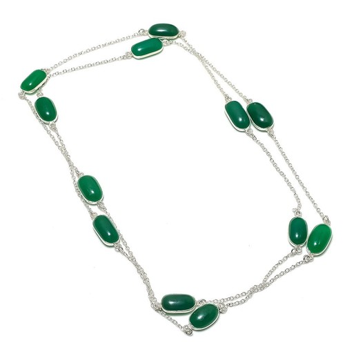 Collana con pietre preziose - , in