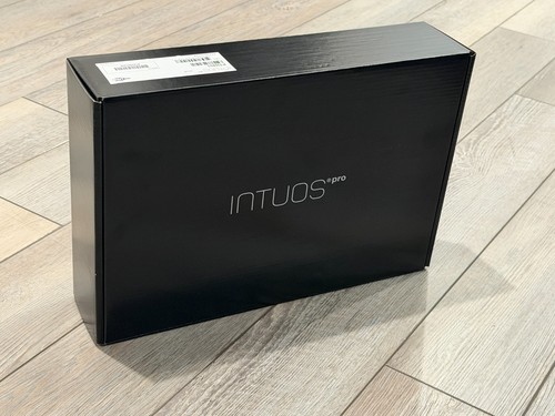 Open box wacom intuos - open, pro