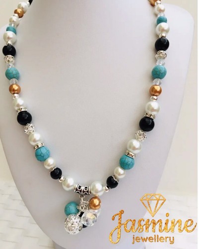 Collana con perle - in, vetro