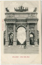 Primi anni 1900 Milano - Arco della Pace, uomo in bicicletta - FP B/N ANIM