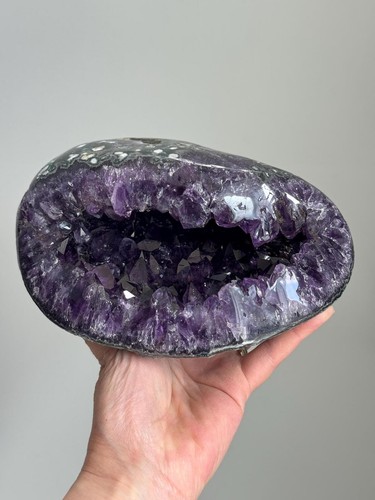 Cristallo geode ametista