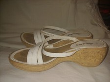 Iblu sandali bianchi donna chiusi sul retro con zeppa made in italy