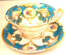 Set tazze da tè e piattini