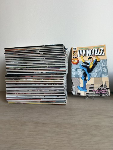 Invincible bundle serie - invincible,