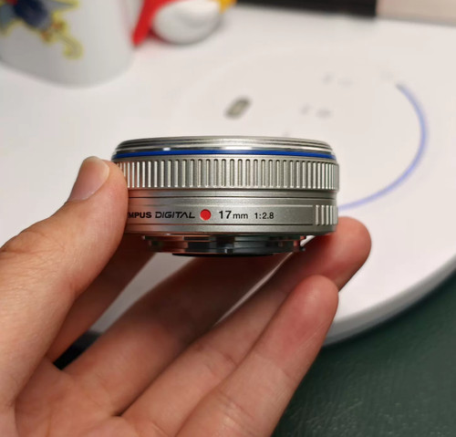 Olympus zuiko f - olympus, 17