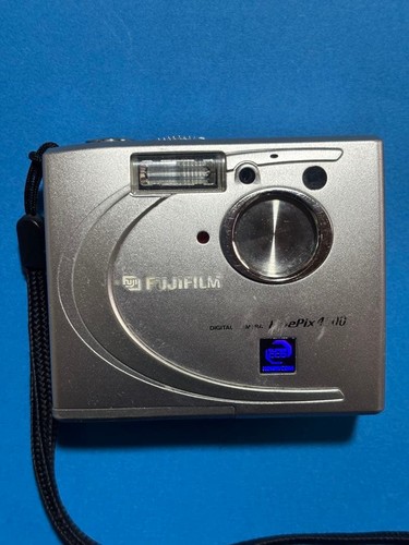 Fotocamera digitale compatta