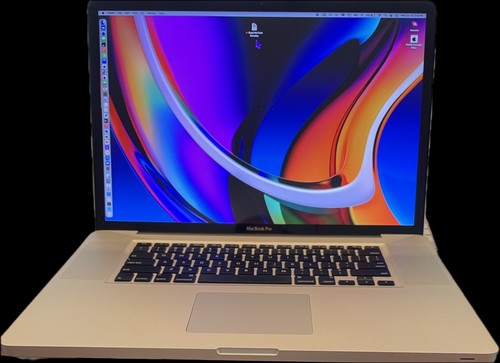 2011 macbook pro - pro, 17''