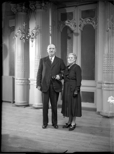 Wedding portrait couple - couple,