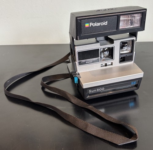 Vtg polaroid sun 600 - vtg,