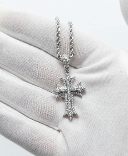 Ciondolo croce uomo moissanite