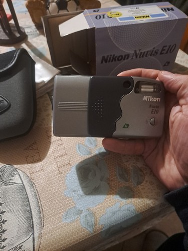 Nikon nuvis e10 - , macchinetta