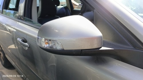 Specchietto destro volvo v70 - volvo,
