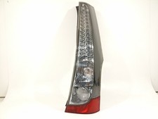 8330A192 LUCI POSTERIORI DESTRA / 5538854 PER MITSUBISHI GRANDIS NA0W 2.0 DI-D