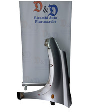 PARAFANGO ANTERIORE SINISTRO ARGENTO TOYOTA RAV4 D4D  ANNO 2005