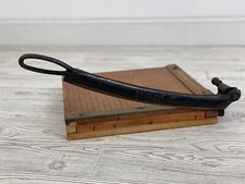 Tagliacarte vintage Milton