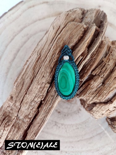 Collana con ciondolo - , in
