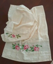 Asciugamani Ricamati Punto