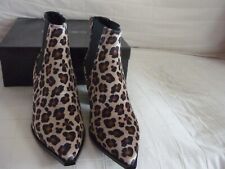 Stivaletti maculati nuovi