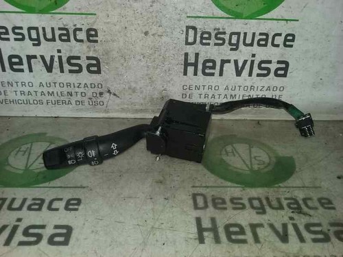 M226582 mando luces 117412 - /,
