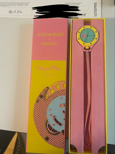 Swatch royal pop otg - x,