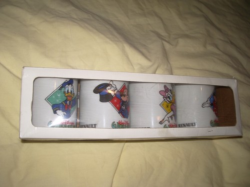 Serie mug donald daisy - ",