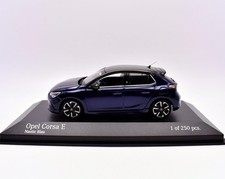 Modellino auto scala 1:43 opel