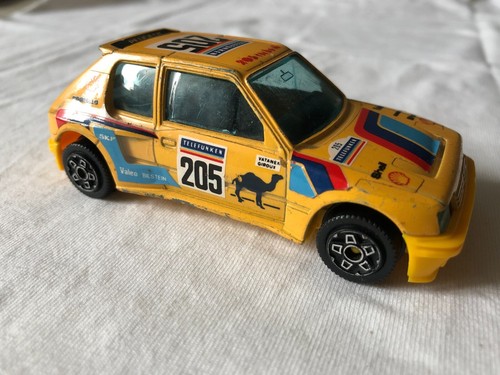 Peugeot 205 turbo - 16, /