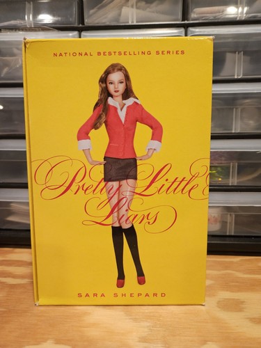 Pretty little liars - liars, book