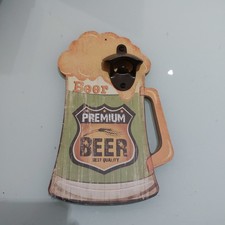 Apribottiglie da muro forma