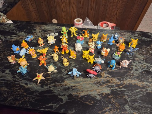 Figurine pokemon miniatura - in,