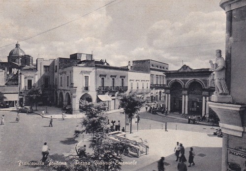Francavilla fontana piazza - francavilla,