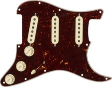 Fender PickGuard Strat