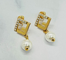 Orecchini pendenti con strass