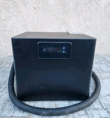 Refrigeratore per acquario