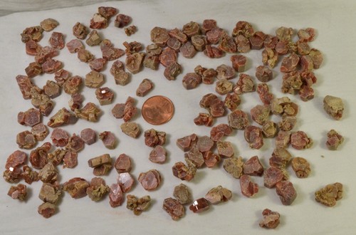 2513 vanadinite crystals 5 - #2513,