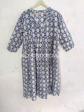 Mano Blocco Stampa Abito