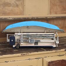 Antica dondolo pediatrico