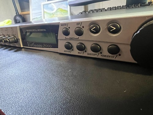 Virtuoso 2000 128 voice - e-mu, 128-voice