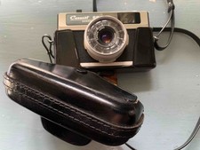 fotocamera vintage Canon Canonet 28 con 40mm. f2.8