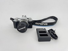 FOTOCAMERA OLYMPUS OM D E M5