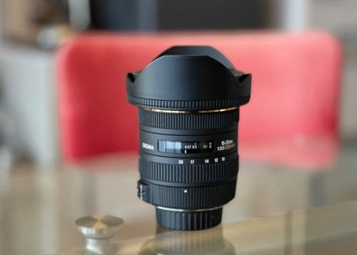 Sigma 20mm 6 ex dc - f/4-5.6,