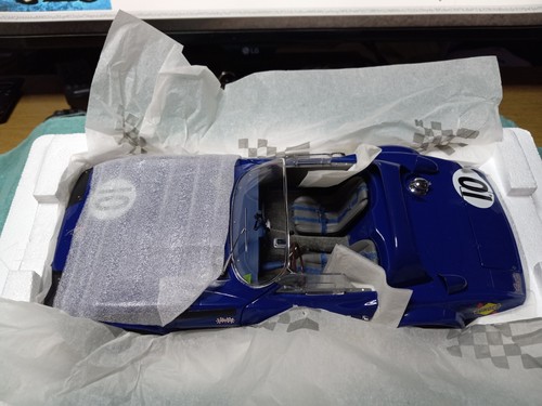 Exoto chevrolet corvette - 1/18,