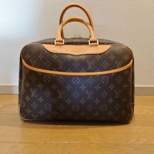 Louis Vuitton Deauville Vanity