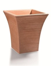 Vaso quadrato in resina