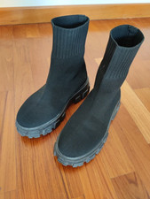 Scarponcini stivaletti senza lacci, neri con carro armato, numero 39