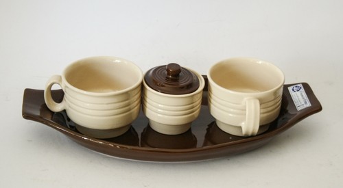 Servizio in ceramica - in,