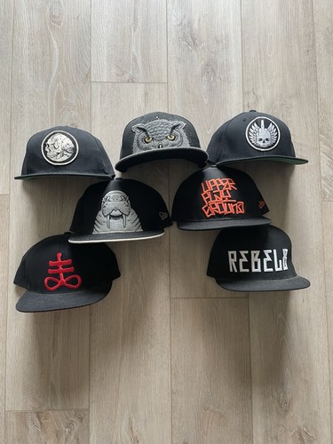 Cappello streetwear aderente - aderente, e